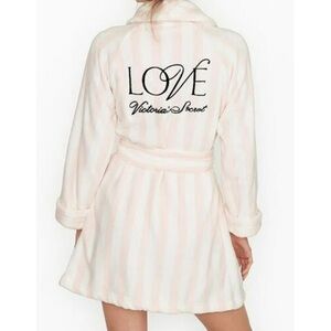victoria’s secret robe
